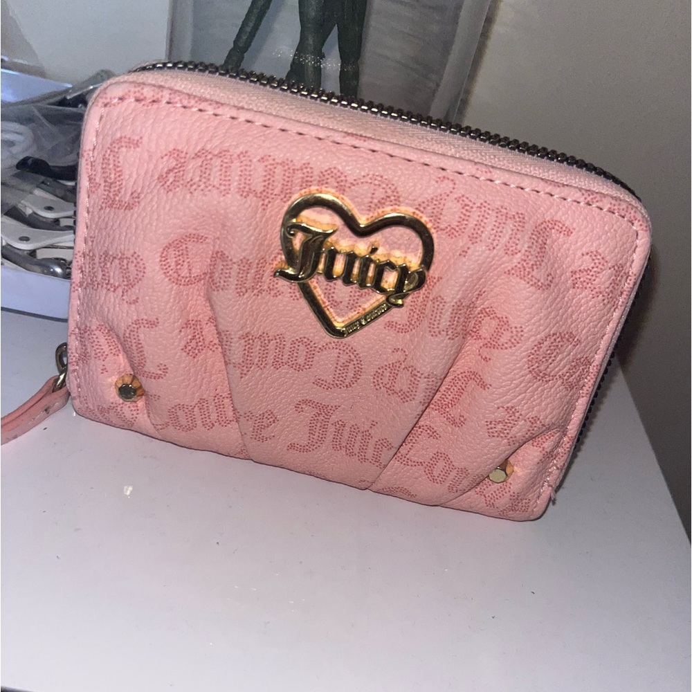 Juicy couture wallet